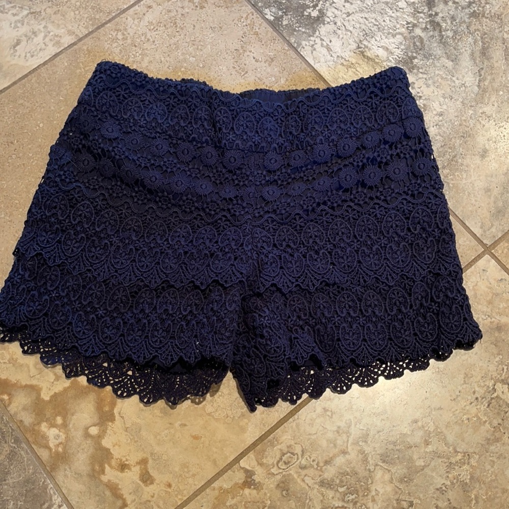 Loft lace short